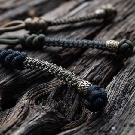 Przywieszka do noża M-Tac Scandinavian Granule Black paracord (TMLSCG-BK)