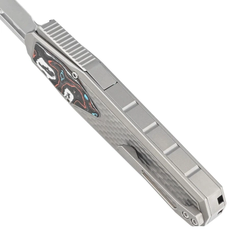 Remette Swordfish Titanium / Red Blue Carbon Fiber, Pearlescent M390 (ZL101A3)